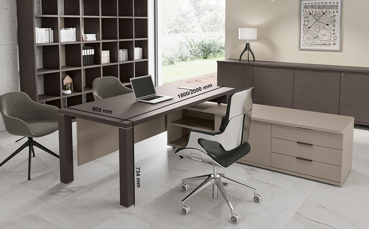 Bravvo 1 Executive Desk In Square Shaped Legs Bravvo 1 Executive Desk In Square Shaped Legs