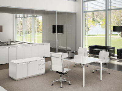 Vinny 1 – Executive Desk With Lacquered Glass Top And Optional Return & Credenza Unit